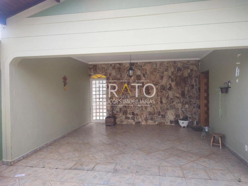 Casa à venda no Jardim Santa Genebra - 3 dormitórios, 1 suíte, piscina e churrasqueira
