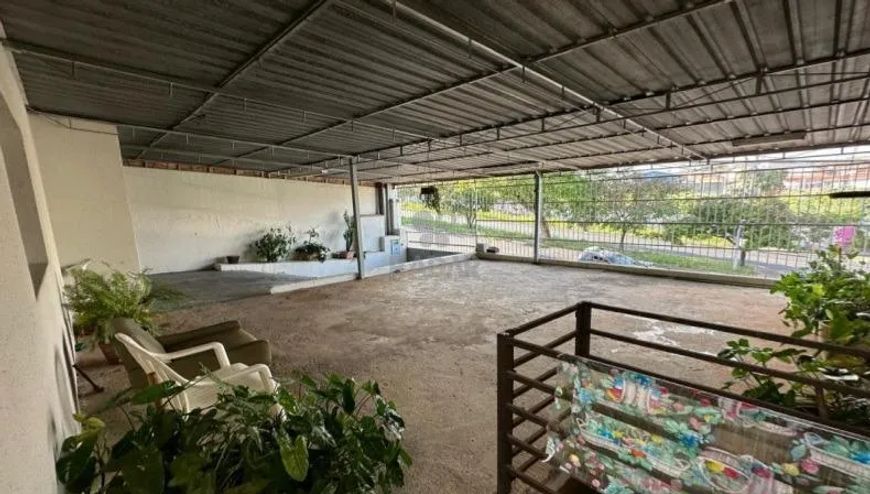 Casa à venda em Campinas, Jardim Conceição, com 3 quartos, com 180 m²