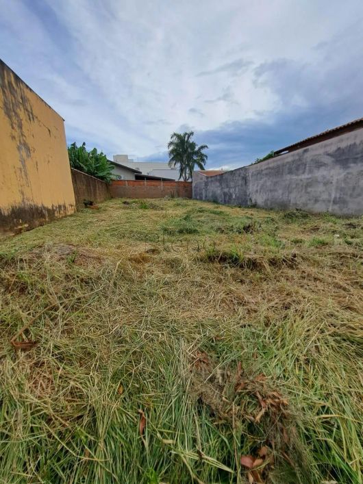 Terreno à venda com 250 m² no Parque Jambeiro, Campinas.