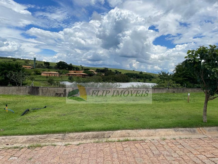 Terreno em condomínio para venda com 530 m² em região privilegiada de frente para o lago
