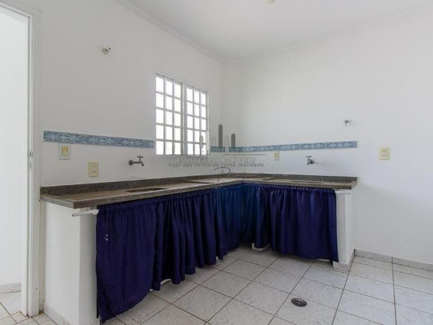 Casa à venda em Campinas, Jardim Guanabara, com 6 quartos, com 150 m²