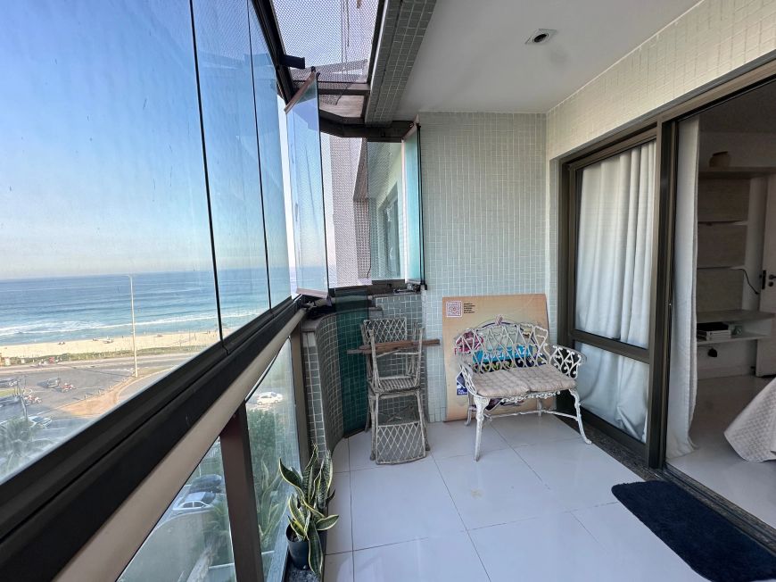 Venda de cobertura de luxo com 3 quartos na Barra da Tijuca, Rio de Janeiro-RJ: 198m², suíte, 4 banh