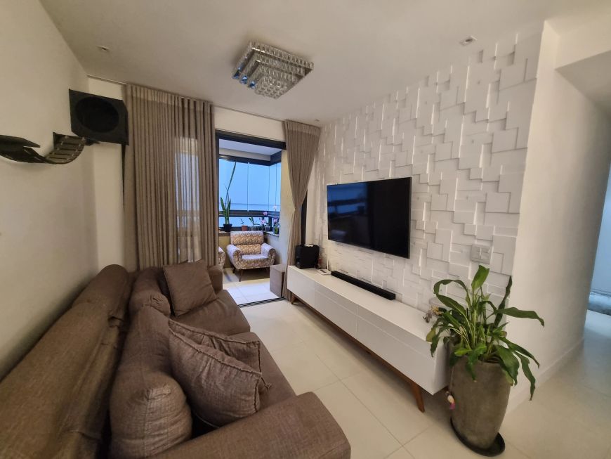 Em condomínio novo área top lindo 3qts 2bhs varanda vista indevassada todo planejado farto lazer