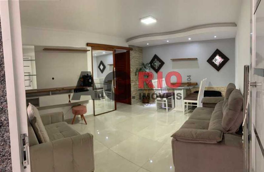 Casa de Vila - Triplex / Residencial / Vila Valqueire