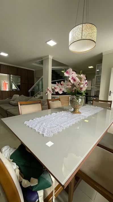 Casa duplex a venda com 4 suites + escritório