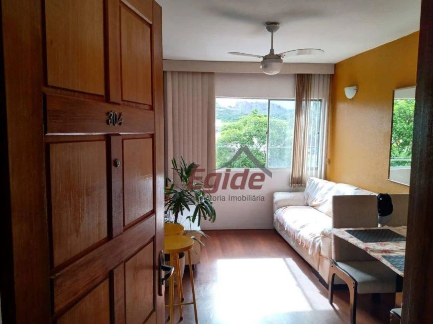 Apartamento com 2 dormitórios à venda, 60 m² por R$ 140.000,00 - Colubande - São Gonçalo/RJ