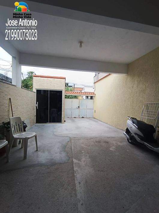 Casa independente com quintal na Trindade
