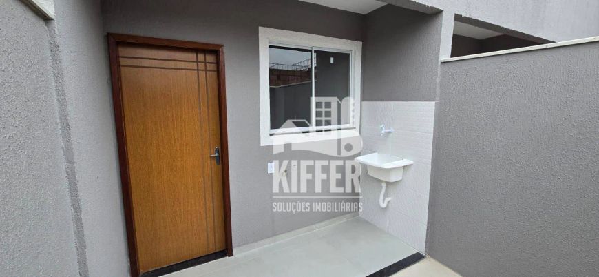Casa com 2 dormitórios à venda, 60 m² por R$ 250.000,00 - Laranjal - São Gonçalo/RJ