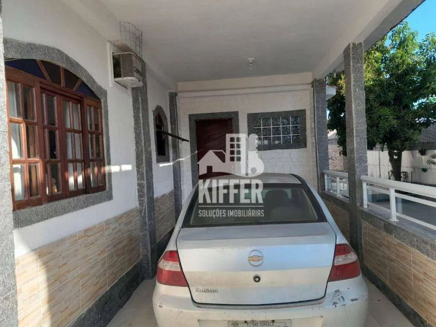 Casa com 3 dormitórios à venda, 200 m² por R$ 490.000,02 - Mutuaguaçu - São Gonçalo/RJ