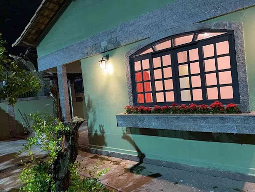 Casa com 3 quartos à venda, 110 m² por R$ 420.000 - Trindade - São Gonçalo/RJ