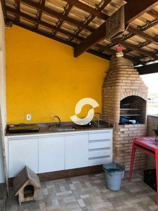 Apartamento com 3 dormitórios à venda, 109 m² por R$ 250.000,00 - Amendoeira - São Gonçalo/RJ