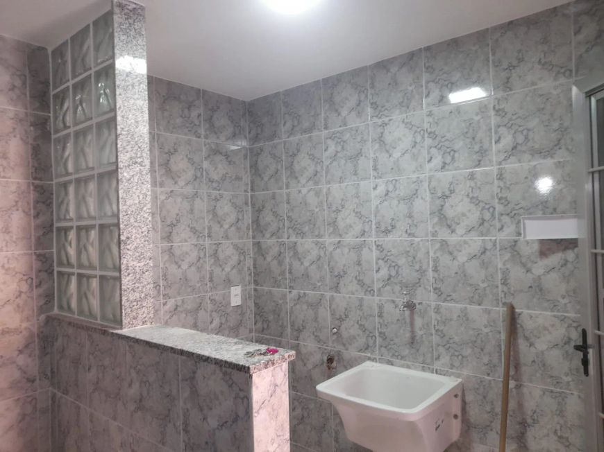 WSL - Lourenço - 218 Vda. da Cruz-SG. casa rua fechada - um quarto - 250