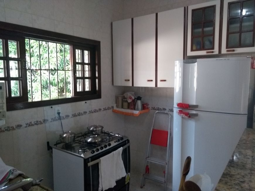 Linda casa estilo colonial 110m² com 3 quartos um dos melhores imóveis da região.