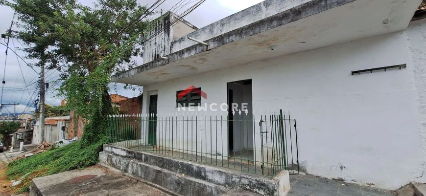 Casa de Vila em Rua Teresópolis - Trindade - São Gonçalo/RJ