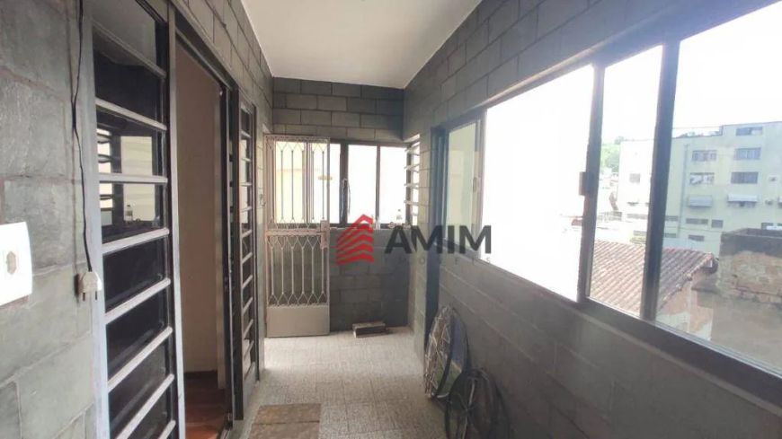 Casa/sobrado com 2 Quartos à Venda por R$ 210.000 - Porto Velho - São Gonçalo/RJ