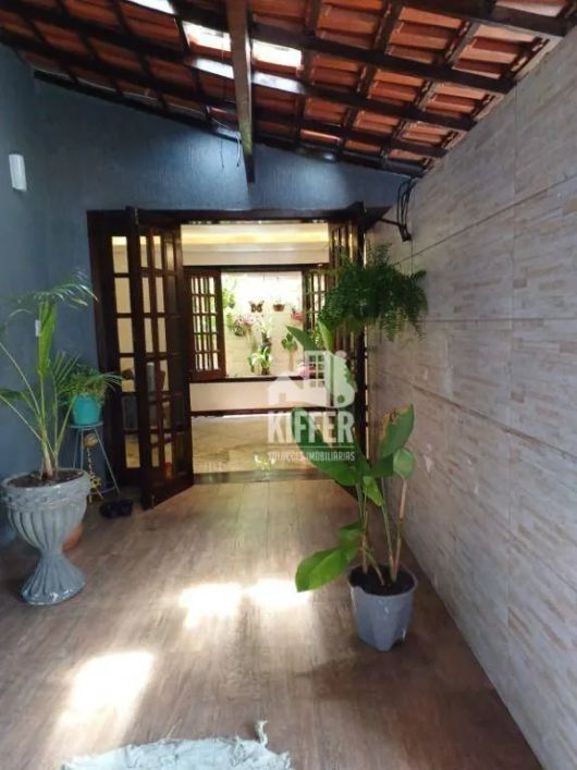 Casa com 3 dormitórios à venda, 390 m² por R$ 650.000,00 - Lindo Parque - São Gonçalo/RJ