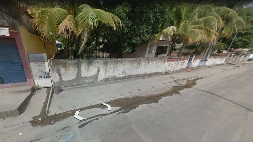 Terreno para venda com 12x30 metros em Amendoeira - São Gonçalo - RJ