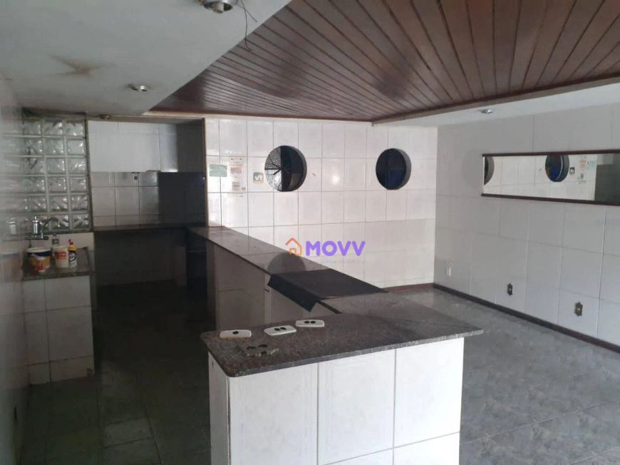 Sobrado com 2 dormitórios à venda, 267 m² por R$ 450.000,00 - Venda da Cruz - São Gonçalo/RJ