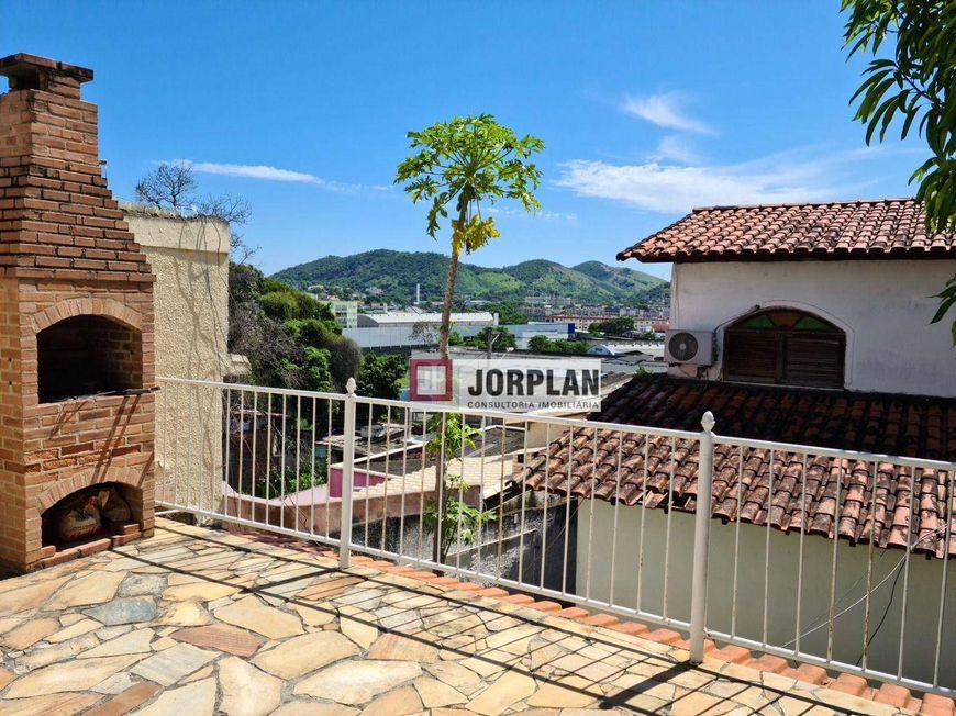 Casa com 5 dormitórios à venda, 268 m² por R$ 380.000 - Almerinda - São Gonçalo/RJ