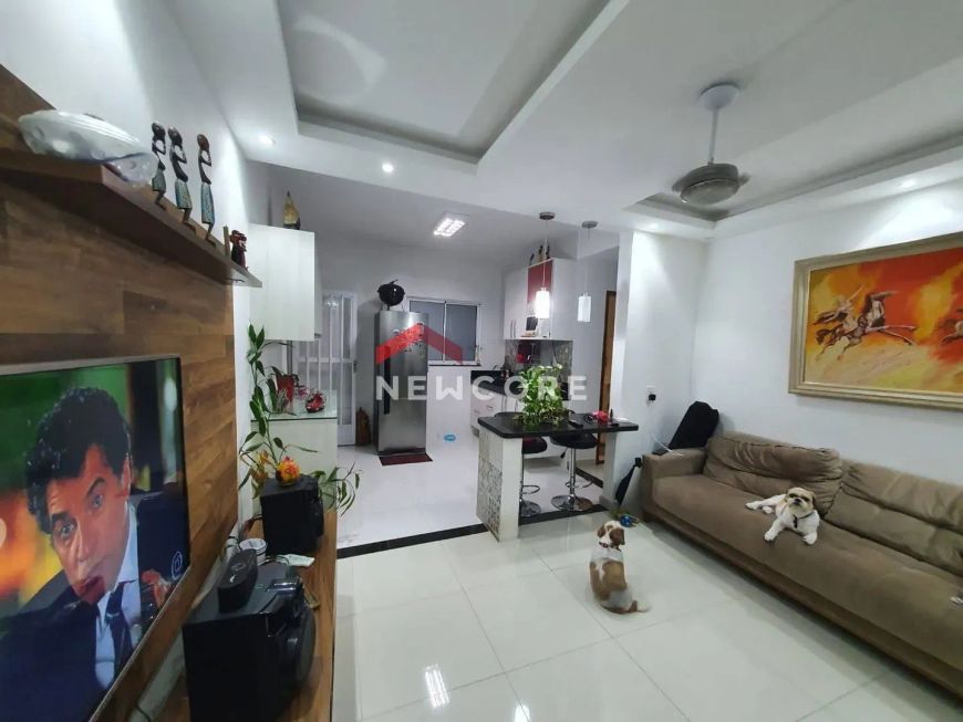 Casa em Rua Cristiana - Venda da Cruz - São Gonçalo/RJ