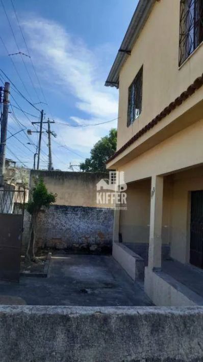 Casa, sobrado à venda - Itaúna - São Gonçalo/RJ