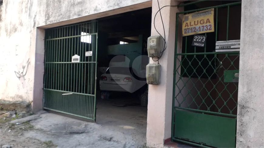 Prédio inteiro à venda em Patronato - RJ