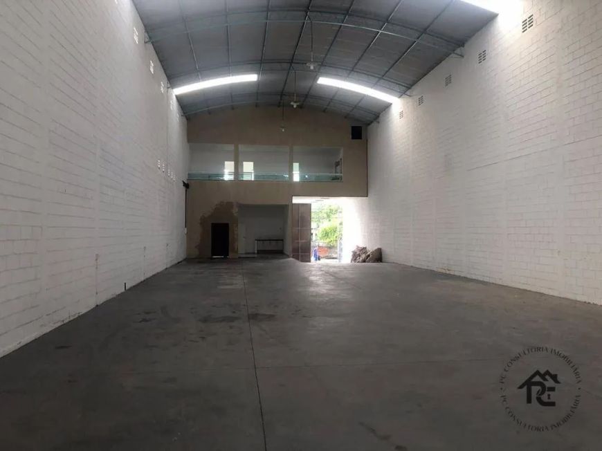 Galpão Comercial à venda, Colubande, São Gonçalo - GA0036.