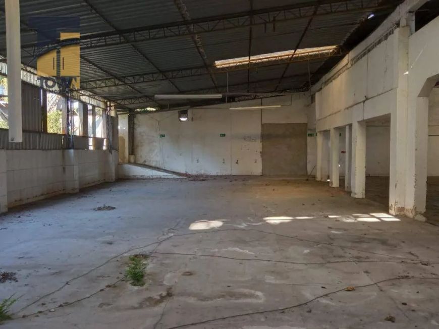 Galpão à venda, 4000 m² por R$ 1.700.000,00 - Coelho - São Gonçalo/RJ