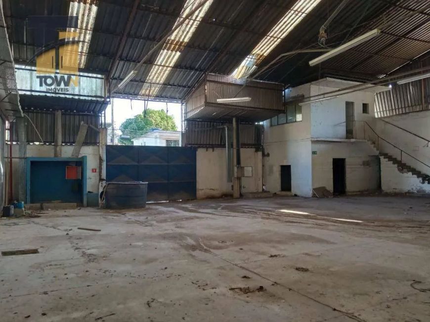 Galpão à venda, 4000 m² por R$ 1.700.000,00 - Coelho - São Gonçalo/RJ