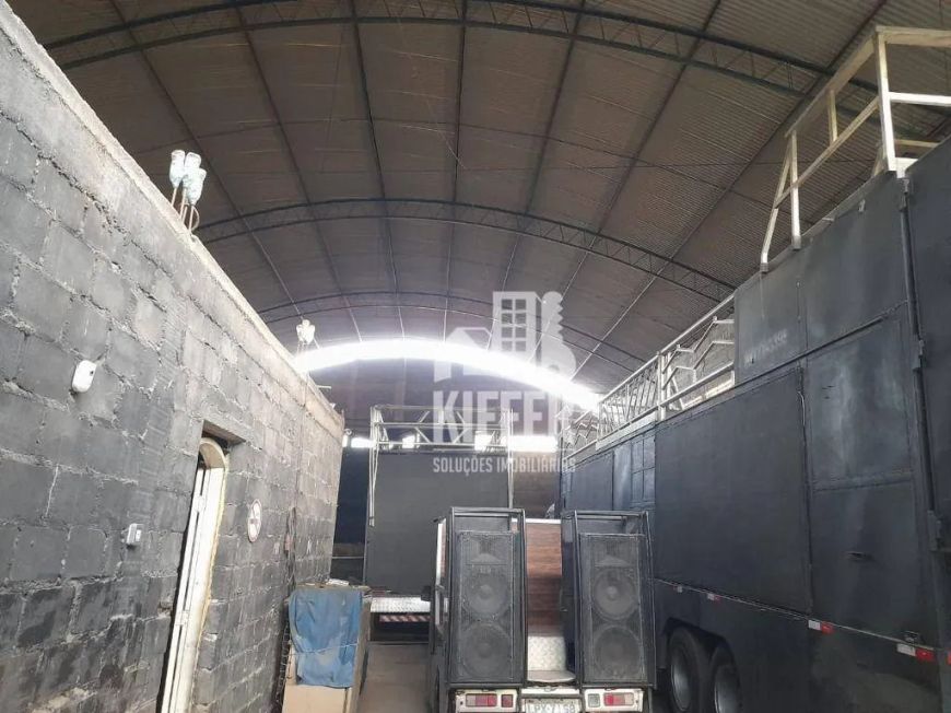 Galpão à venda, 675 m² por R$ 1.000.000,00 - Trindade - São Gonçalo/RJ