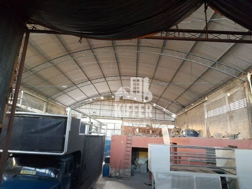 Galpão à venda, 675 m² por R$ 1.000.000,00 - Trindade - São Gonçalo/RJ
