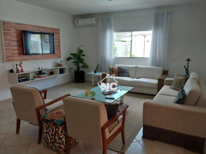 Casa com 4 quartos à venda, 240 m² por R$ 680.000 - Vargem Grande - Rio de Janeiro/RJ