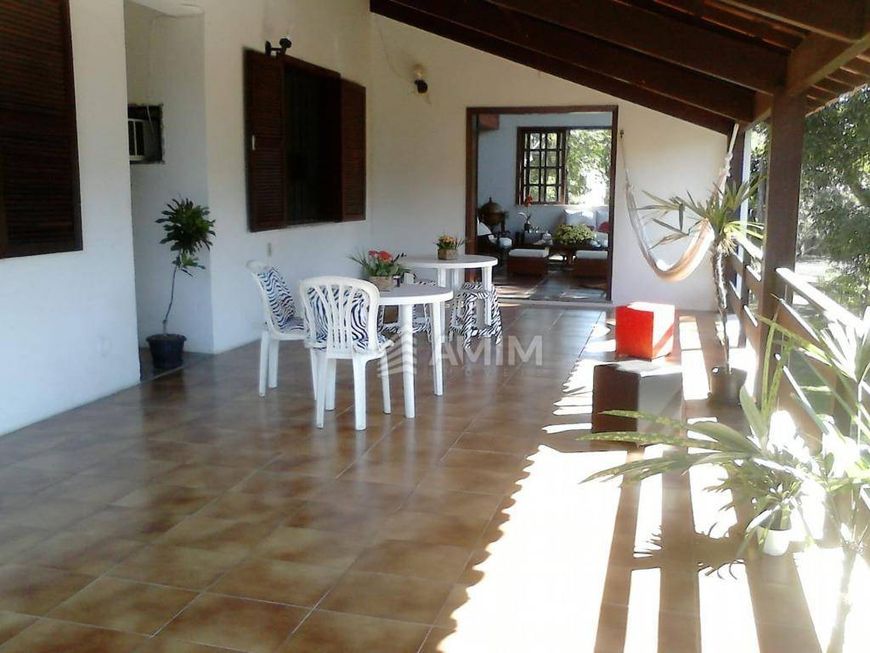 Ótima Chácara com 7 dormitórios à venda, 9855 m² por R$ 2.500.000 - Rio do Ouro - São Gonçalo/RJ