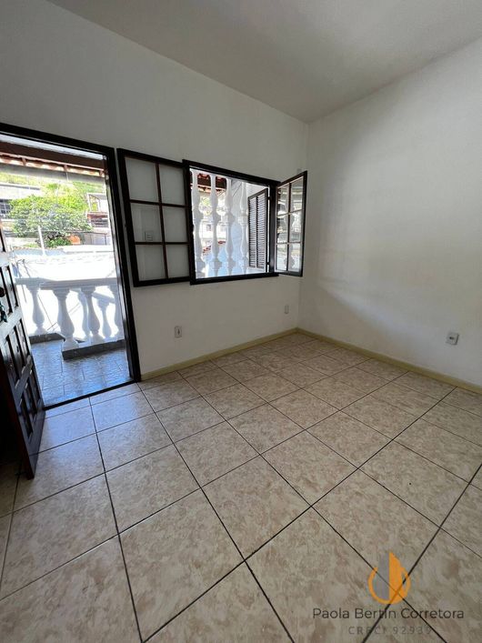 APARTAMENTO DE 2 QUARTOS E VAGA DE GARAGEM NA VENDA DA CRUZ