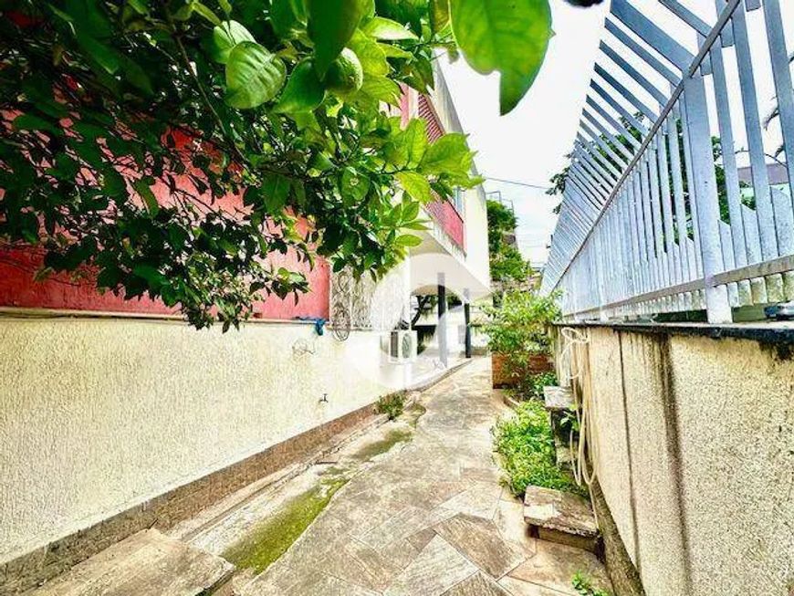 Casa com 5 dormitórios à venda, 320 m² por R$ 1.000.000,00 - Vital Brasil - Niterói/RJ