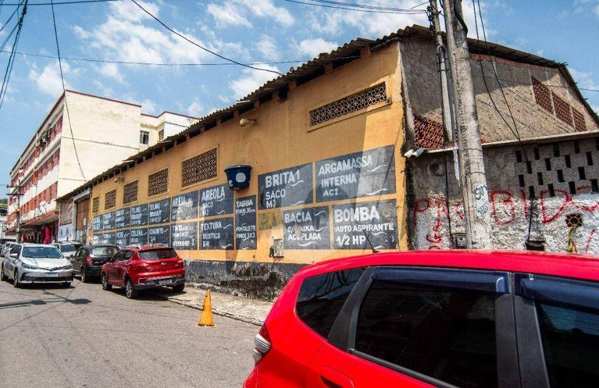 Galpão à venda, 740 m² por R$ 800.000,00 - Venda da Cruz - São Gonçalo/RJ