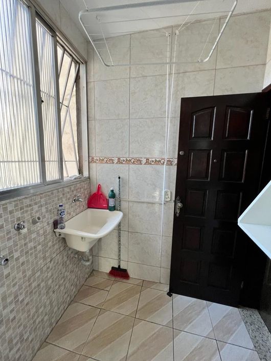 Apartamento para venda com 65 metros quadrados com 2 quartos em Vila Iara - São Gonçalo - RJ