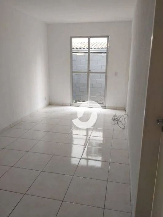 Apartamento com 2 dormitórios à venda, 54 m² por R$ 155.000,00 - Amendoeira - São Gonçalo/RJ