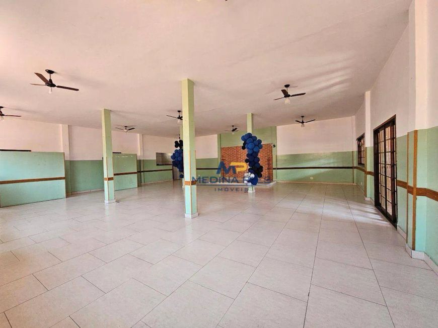 Salão à venda, 215 m² por R$ 350.000,00 - Laranjal - São Gonçalo/RJ