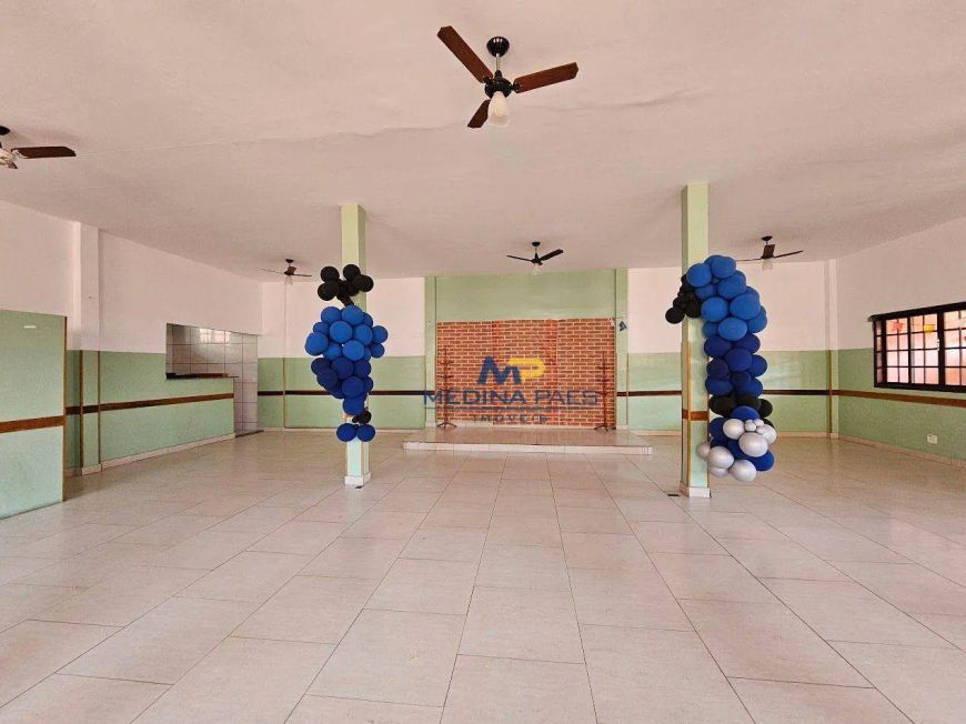 Salão à venda, 215 m² por R$ 350.000,00 - Laranjal - São Gonçalo/RJ