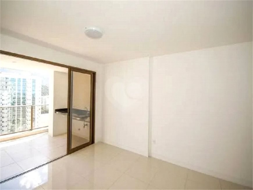 Apartamento com 3 quartos à venda em Camorim - RJ