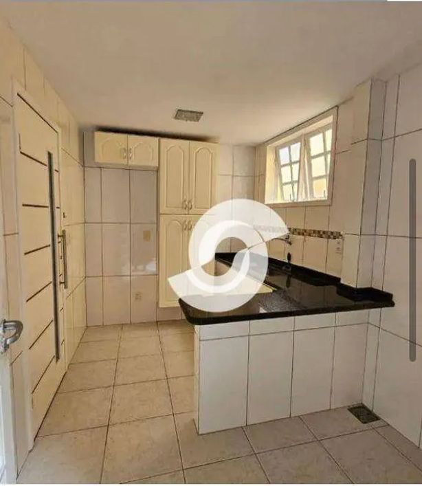 Casa com 2 dormitórios à venda, 100 m² por R$ 410.000 - Centro - São Gonçalo/RJ