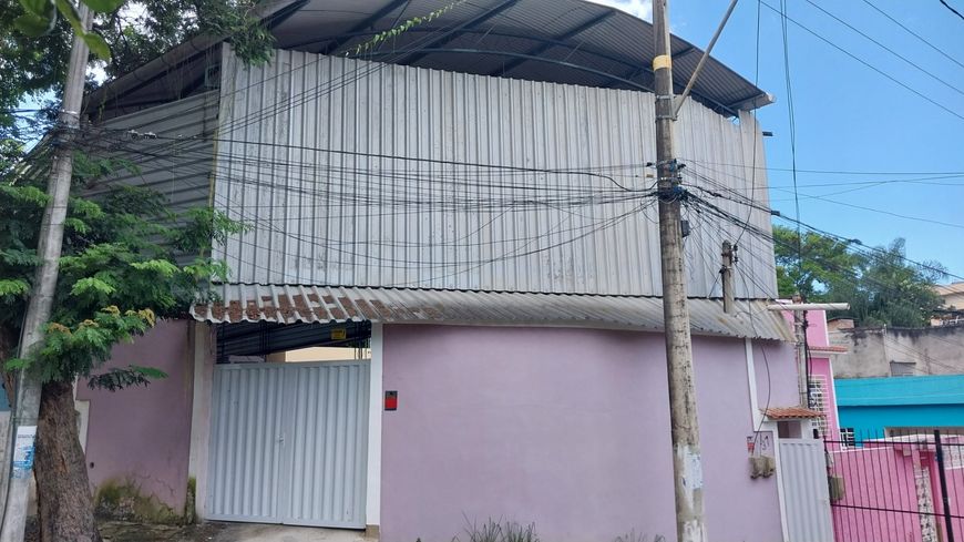 Vende Galpão de 300m2 em São Gonçalo no bairro Vila Yara