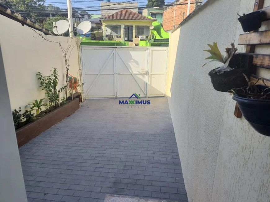 Lindas Duplex Com 2 Quartos E 2 Banheiros No Colubandê!!