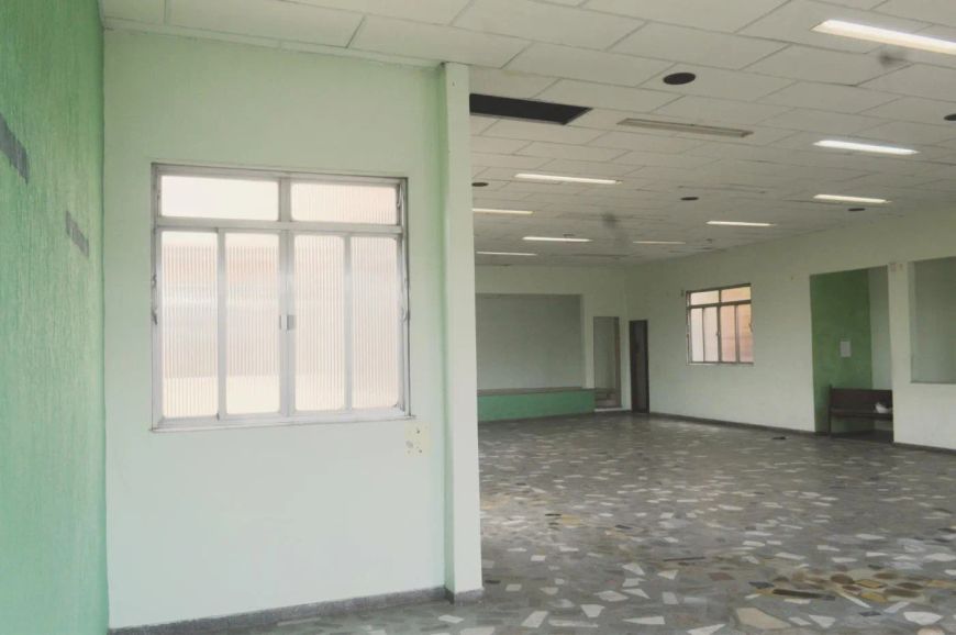 Ponto Comercial para Venda em São Gonçalo, Itaúna, 1 dormitório, 2 banheiros