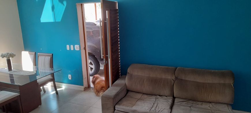 Casa para venda tem 205 metros quadrados com 3 quartos em Vila Três - São Gonçalo - RJ