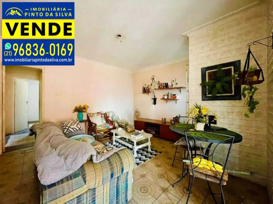 Sobrado com 3 quartos em Mutuá - São Gonçalo - RJ