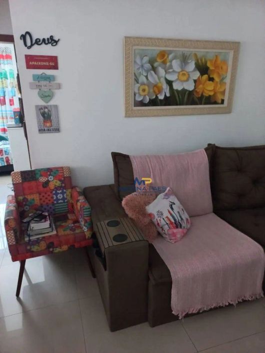 Apartamento com 2 dormitórios à venda, 50 m² por R$ 189.000 - Colubandê - São Gonçalo/RJ