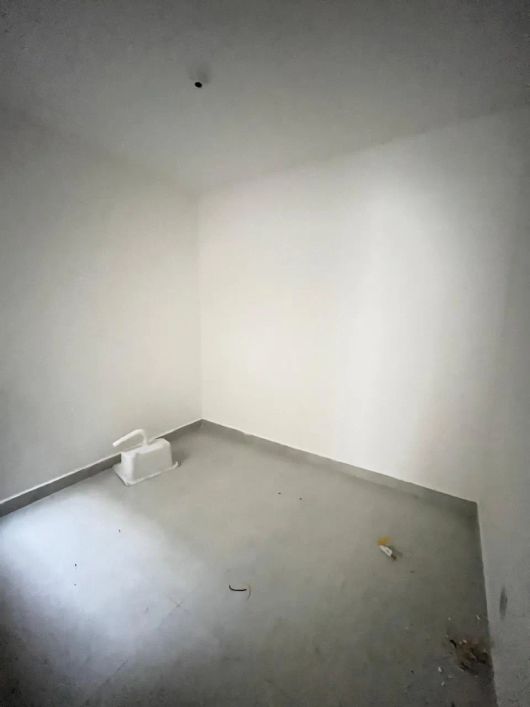 Imóvel para venda possui 35 metros quadrados com 1 quarto em Porto do Rosa - São Gonçalo - RJ