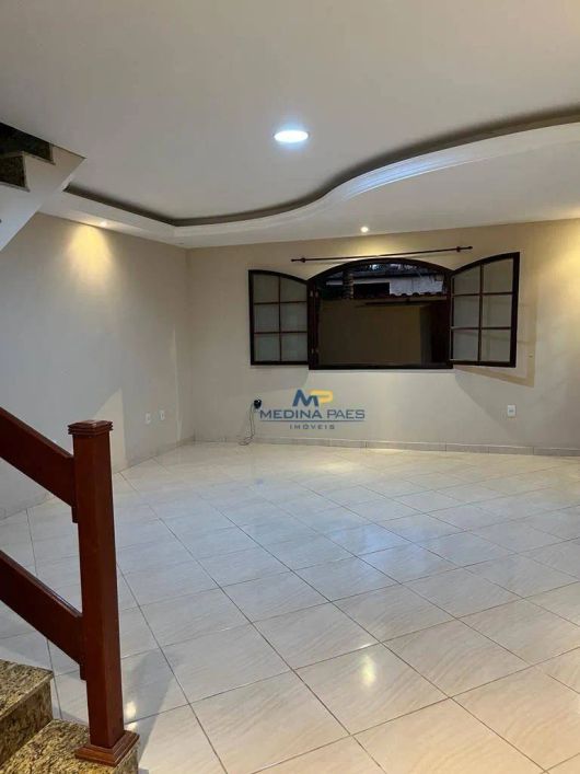 Casa com 3 dormitórios à venda por R$ 380.000,00 - Amendoeira - São Gonçalo/RJ